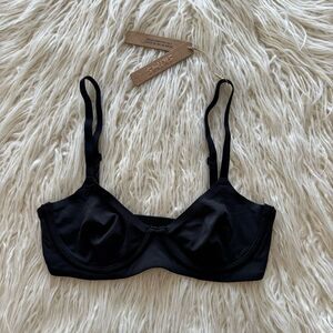 Skims Fits Everybody Unlined Demi Bra Onyx Size 30C